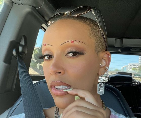 Doja Cat резко ответила поклонникам на критику своей новой прически