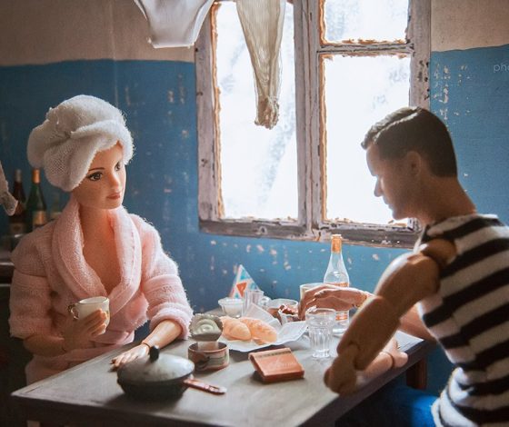 Барби и Кен в СССР: как выглядела бы жизнь кукол в советских условиях?