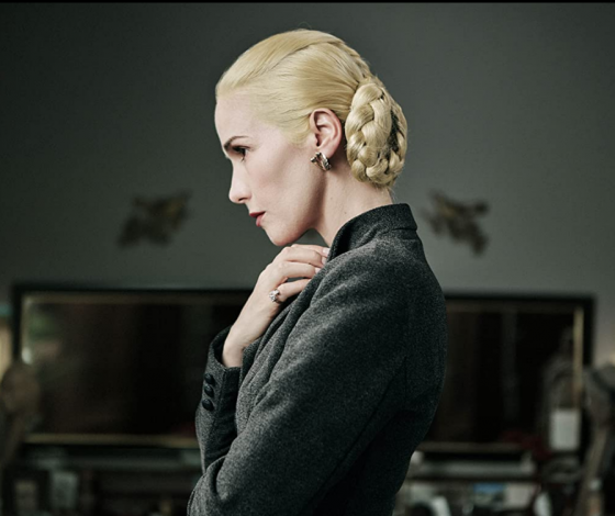 Что смотреть: Наталия Орейро с платиновым блондом в роли легендарной первой леди Аргентины