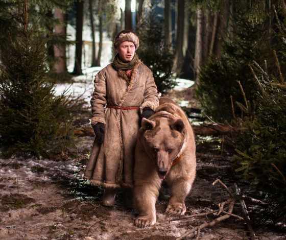 Медведица чуть не умерла от меда, который вызывает галлюцинации