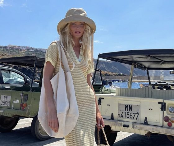 Платье, панама и вьетнамки – идея лаконичного образа от Эльзы Хоск