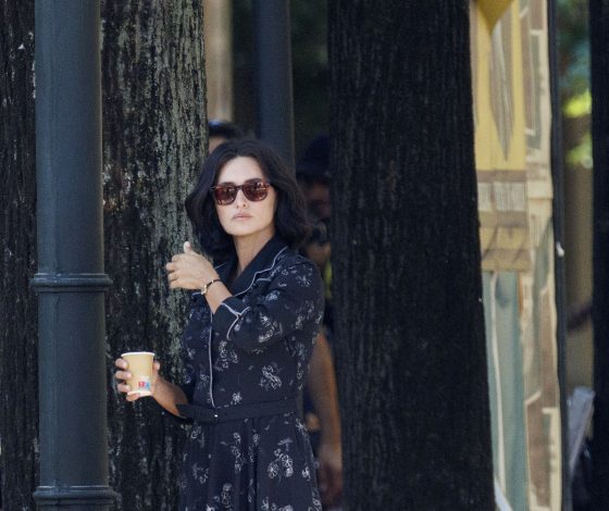 Пенелопа Крус предстала в образе дивы 1950-х годов