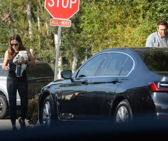 Редкий кадр: Дженнифер Гарнер замечена со своим возлюбленным