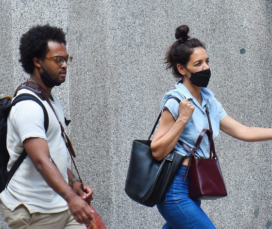 Как одеться на свидание, чтобы было красиво и удобно? Учимся у Кэти Холмс