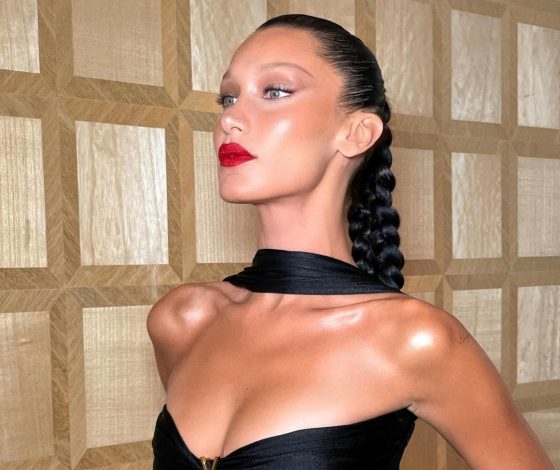 Найди 10 отличий: в Сети обсуждают точную копию Беллы Хадид