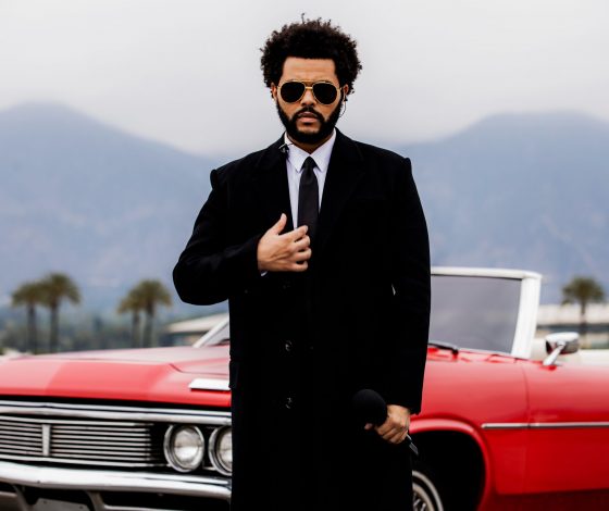 The Weeknd впервые за долгое время появился со своей девушкой