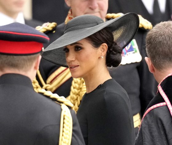 Сотрудники дворца настаивают на том, что над ними издевалась Меган Маркл