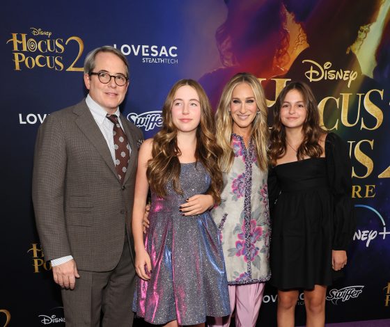 Сара Джессика Паркер впервые спустя долгое время вышла в свет с семьей