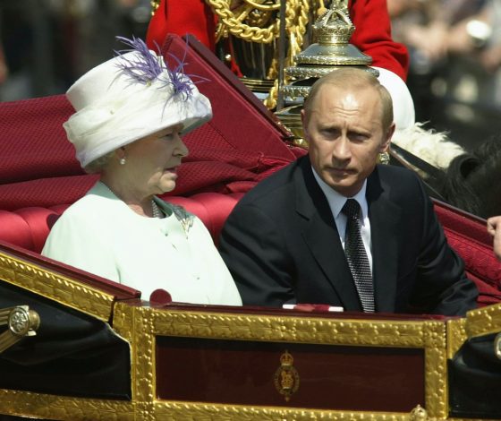 Владимир Путин выразил соболезнования в связи со смертью королевы Елизаветы II