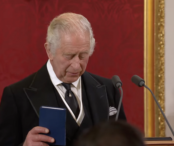 Владимир Путин поздравил Карла III со вступлением на престол