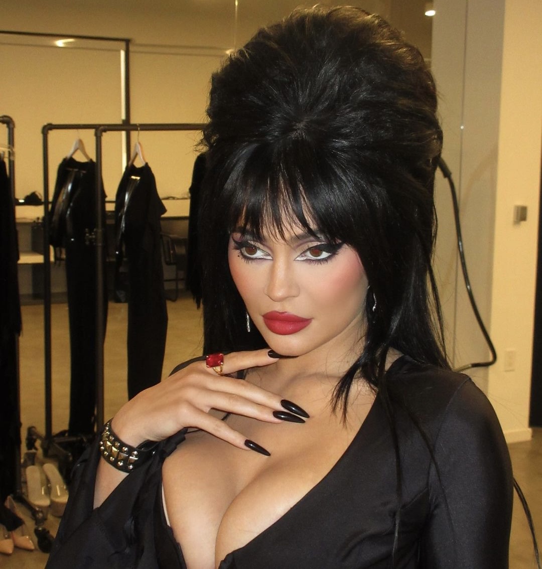 Kylie Jenner celebrated Halloween in the image of the sexy woman of the dark Elvira.