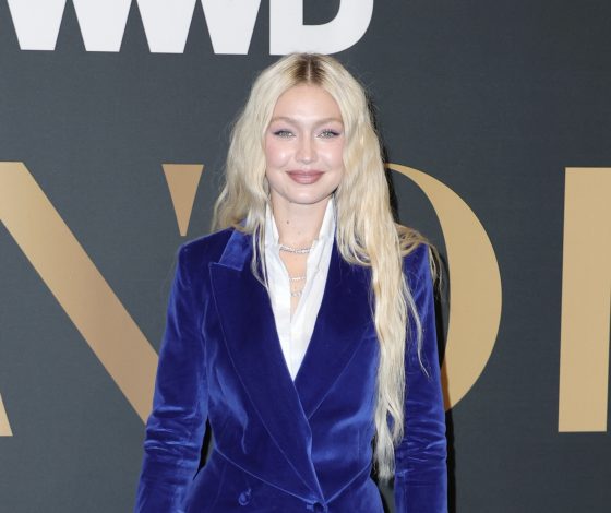 Гвинет Пэлтроу, подвинься: Джиджи Хадид – новая королева бархатных костюмов