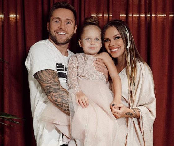 «Высокие отношения с бывшим мужем»: Рита Дакота показала переписку с Владом Соколовским