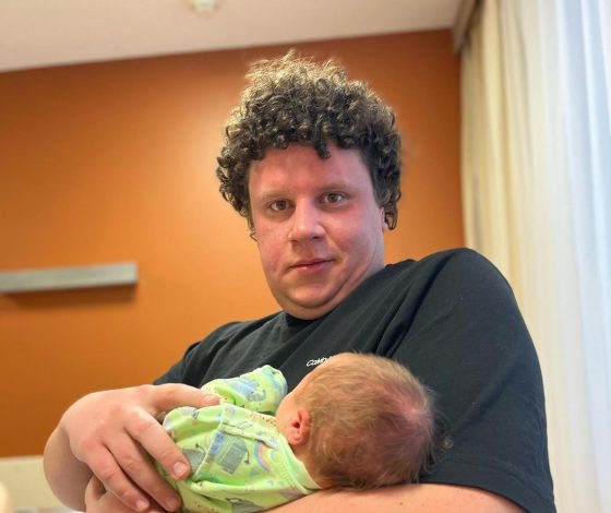 Евгений Кулик стал отцом во второй раз