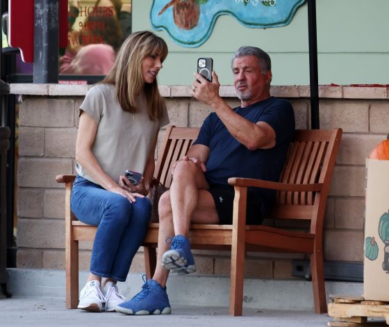 Сильвестр Сталлоне и Дженнифер Флавин появились вместе после громкого скандала