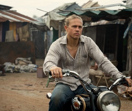 Что смотреть: «Шантарам» с Чарли Ханнэмом