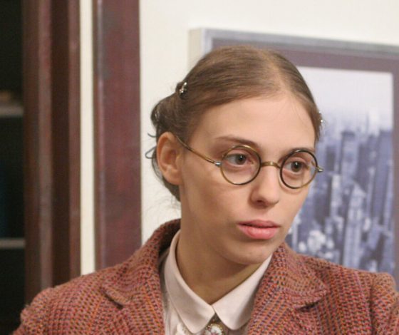 Не узнать: как сейчас выглядит звезда сериала «Не родись красивой» Нелли Уварова