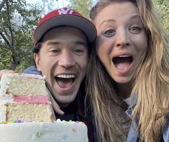 Звезда сериала «Теория большого взрыва» Кейли Куоко беременна