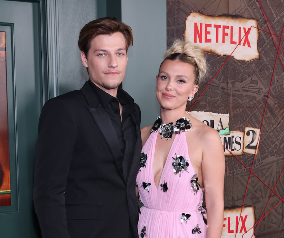 Милли Бобби Браун и Джейк Бонджови впервые замечены на прогулке с дочерью