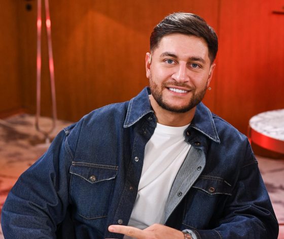 Dava спровоцировал слухи о помолвке