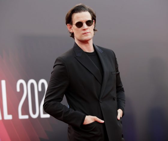 Мэтт Смит замечен с новой девушкой. Влюбленные не скрывали своих чувств