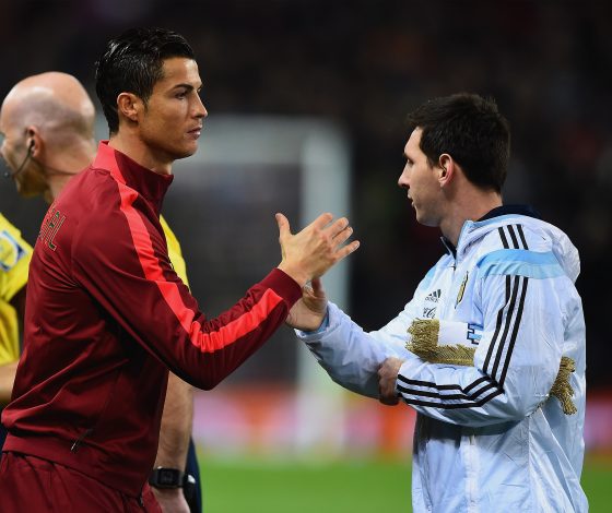 Шах и мат: Лионель Месси и Криштиану Роналду снялись для рекламной кампании Louis Vuitton