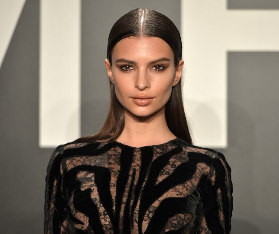 Дело не в шляпе: Эмили Ратаковски доказывает, что ковбойский стиль – стопроцентный тренд этой осени