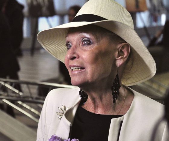 Больше не может есть и пить: состояние Светланы Светличной ухудшилось после инфаркта