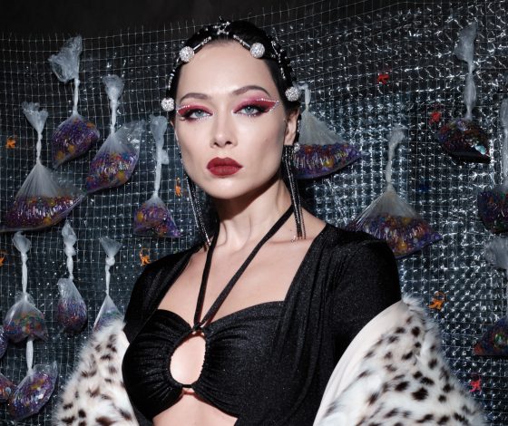 Виктория Дайнеко, Яна Чурикова, Настасья Самбурская и другие на костюмированном балу AfterHalloween