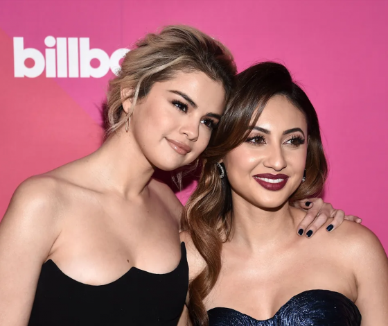 Это точка: подруга Селены Гомес Франсиа Рэйса отписалась от певицы. И вот почему