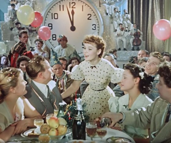 Как отмечали Новый год в Советском Союзе: лучшие традиции и неожиданные истории