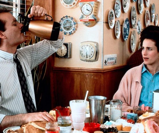 Почему не нужно пить 2 литра воды и ходить 10 тысяч шагов в день? Отвечает врач-диетолог