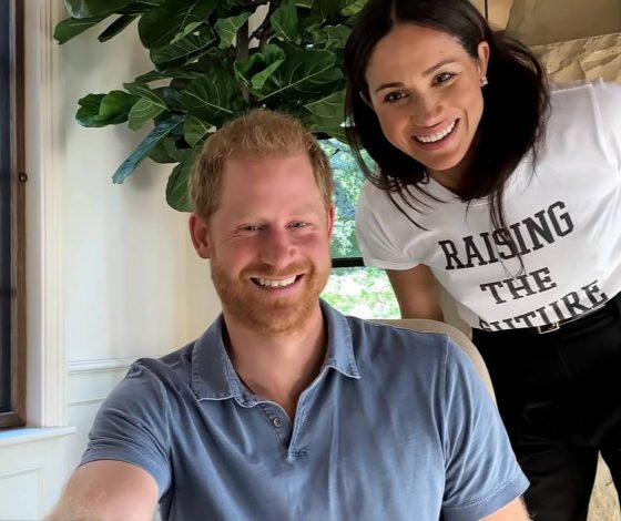 Читай по губам: что Меган Маркл и принц Гарри говорили друг другу на матче NBA?