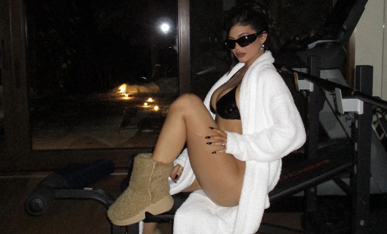 Dream figure: Kylie Jenner poses in a tiny bikini that’s impossible to go unnoticed