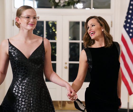 Точная копия мамы: как выглядит старшая дочь Дженнифер Гарнер и Бена Аффлека?