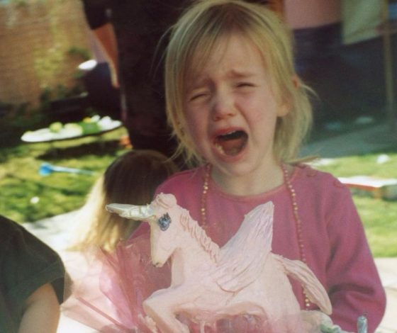 Каждый был в такой ситуации: Билли Айлиш опубликовала  свою детскую фотографию