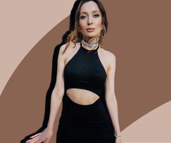 «Восемь лет – возраст вполне осознанный»: главный редактор PEOPLETALK Ксения Аносова о том, как делать развлекательное медиа во времена, когда немного не до развлечений