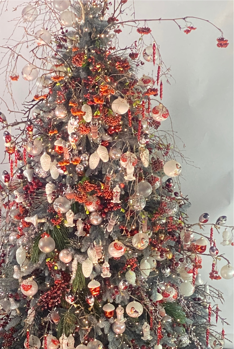 Once Upon a Time: The Most Beautiful Christmas Trees in Russia