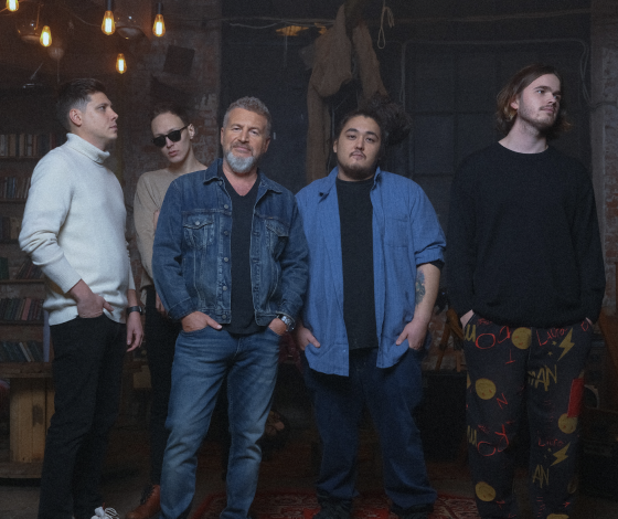 «В шутку мечтали, что вот дядя Леня в первом куплете хорошо бы слушался»: Леонид Агутин записал песню с участником шоу «Голос»