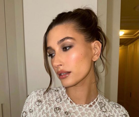 Какие пластические операции делала Хейли Бибер?