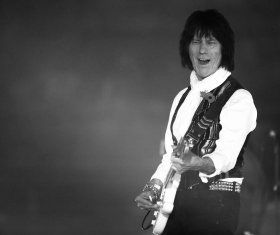 Умер Джефф Бек - один из самых известных гитаристов в мире