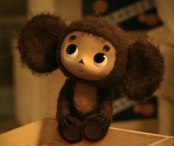 Как выглядел бы Чебурашка в роли Гарри Поттера, Человека-паука или Шрека? Знает нейросеть