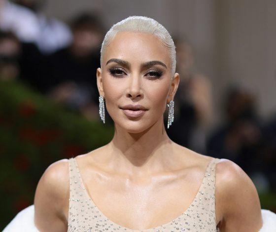 Ким Кардашьян без макияжа. Кажется, что на этот раз все по-настоящему