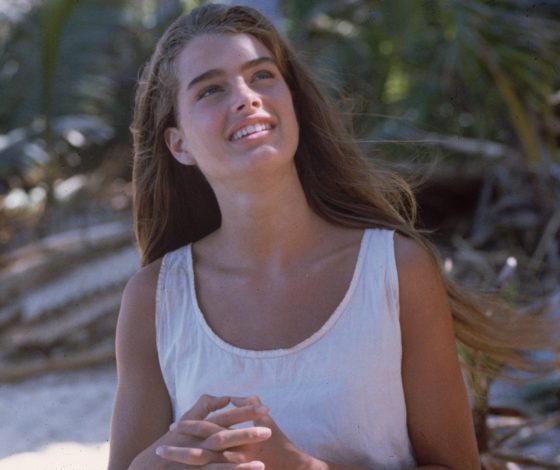 Как сейчас выглядит 59-летняя звезда «Голубой лагуны» Брук Шилдс? Спойлер: время над ней не властно