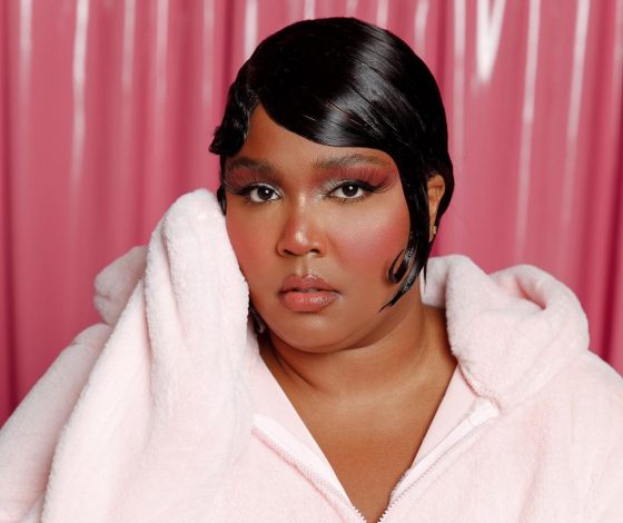 Повод задуматься: Лиззо ответила хейтерам на критику в Сети