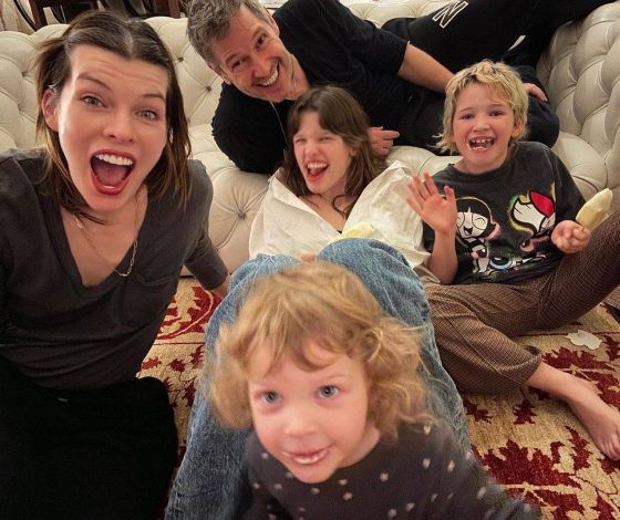 Новый год по-голливудски: как зарубежные звезды отметили праздник?