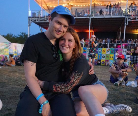 Дочь Алека Болдуина и Ким Бейсингер впервые станет мамой