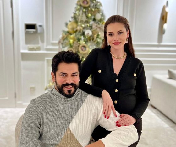 Постучись в 2023 год: как турецкие звезды отметили праздник?