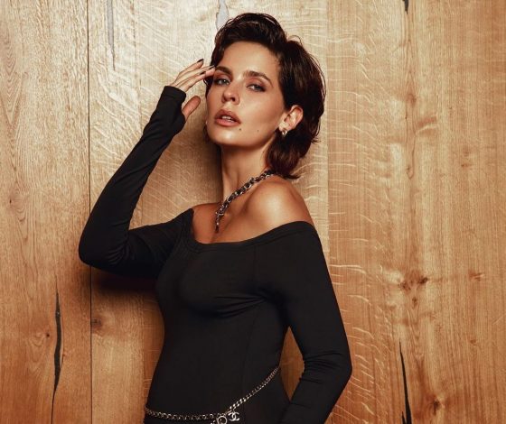 Лиза Моряк показала родную сестру. Спойлер: они очень похожи