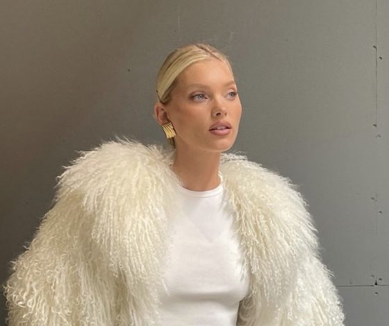 Как обыграть бандану в стиле нулевых в повседневном образе? Готовимся к весне с супермоделью Эльзой Хоск